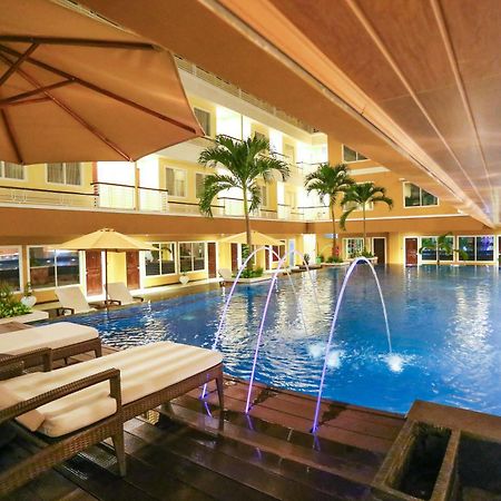Sylvia Hotel Premier Kupang Kupang  Dış mekan fotoğraf