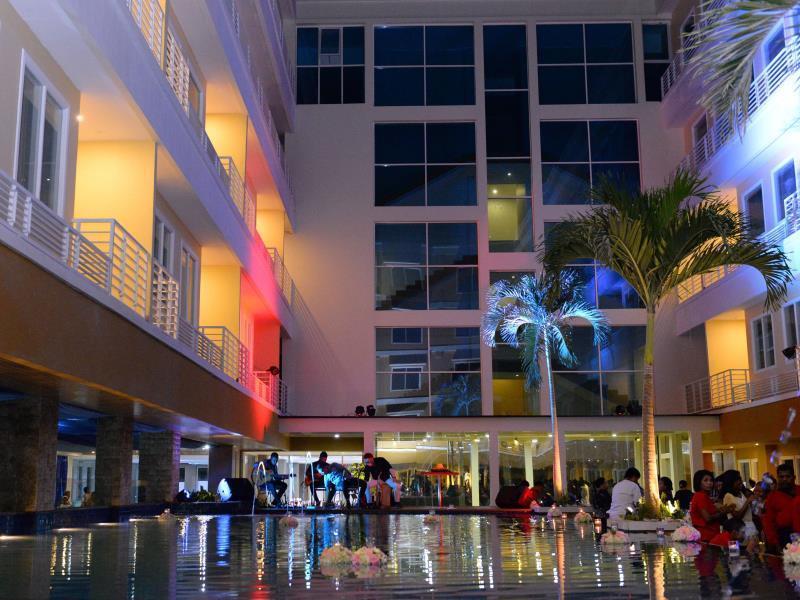 Sylvia Hotel Premier Kupang Kupang  Dış mekan fotoğraf